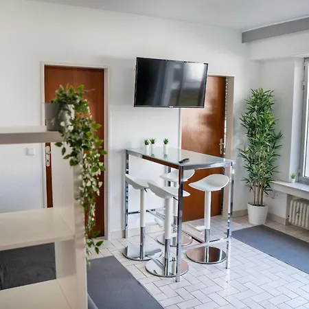 Charming Studio - City Center With Smart Tv Apartment